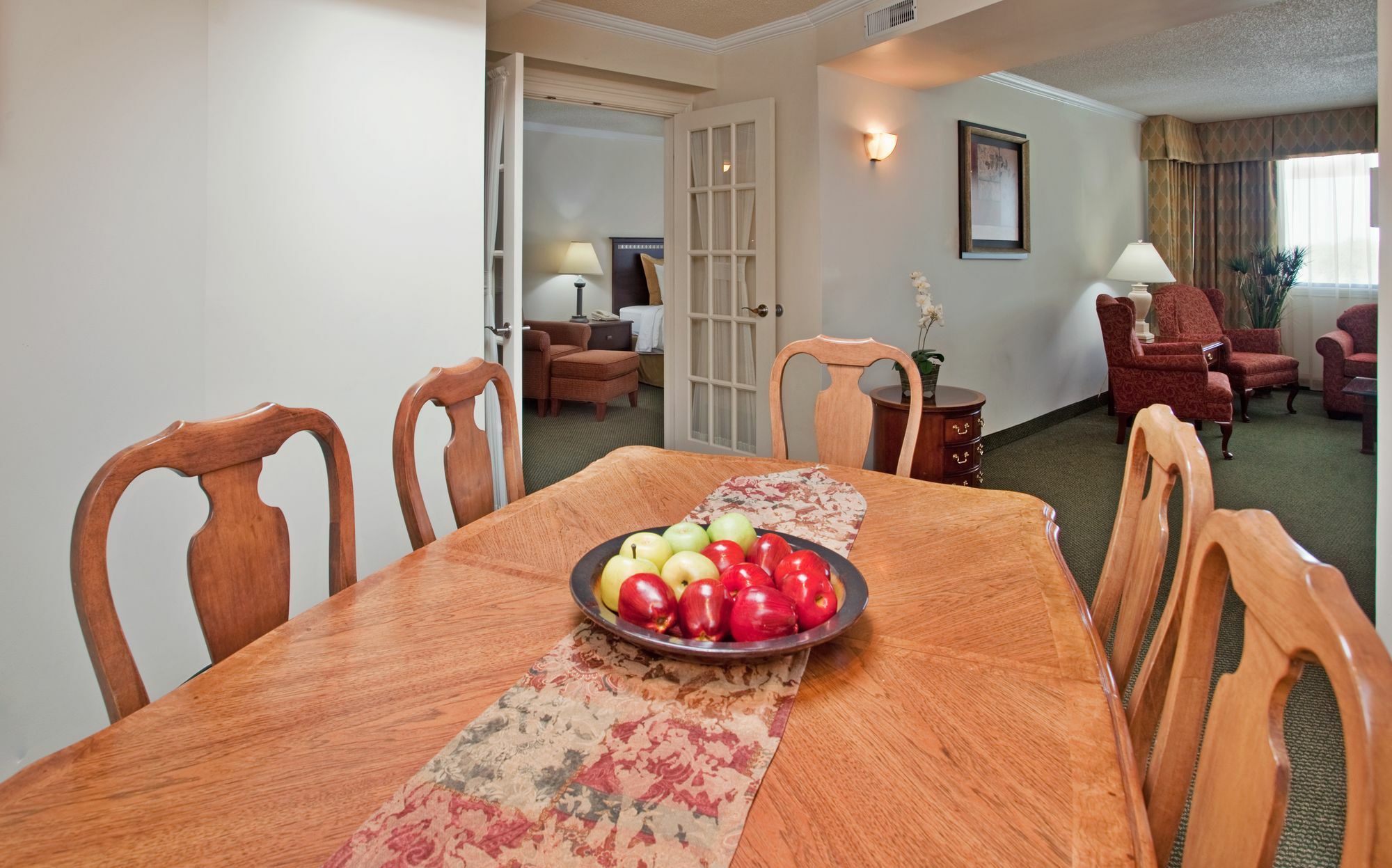 Radisson Hotel Lenexa Overland Park Bagian luar foto